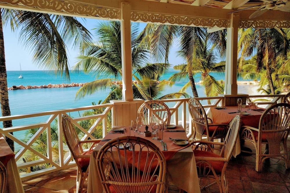 Coco Reef Resort & Spa Crown Point Esterno foto