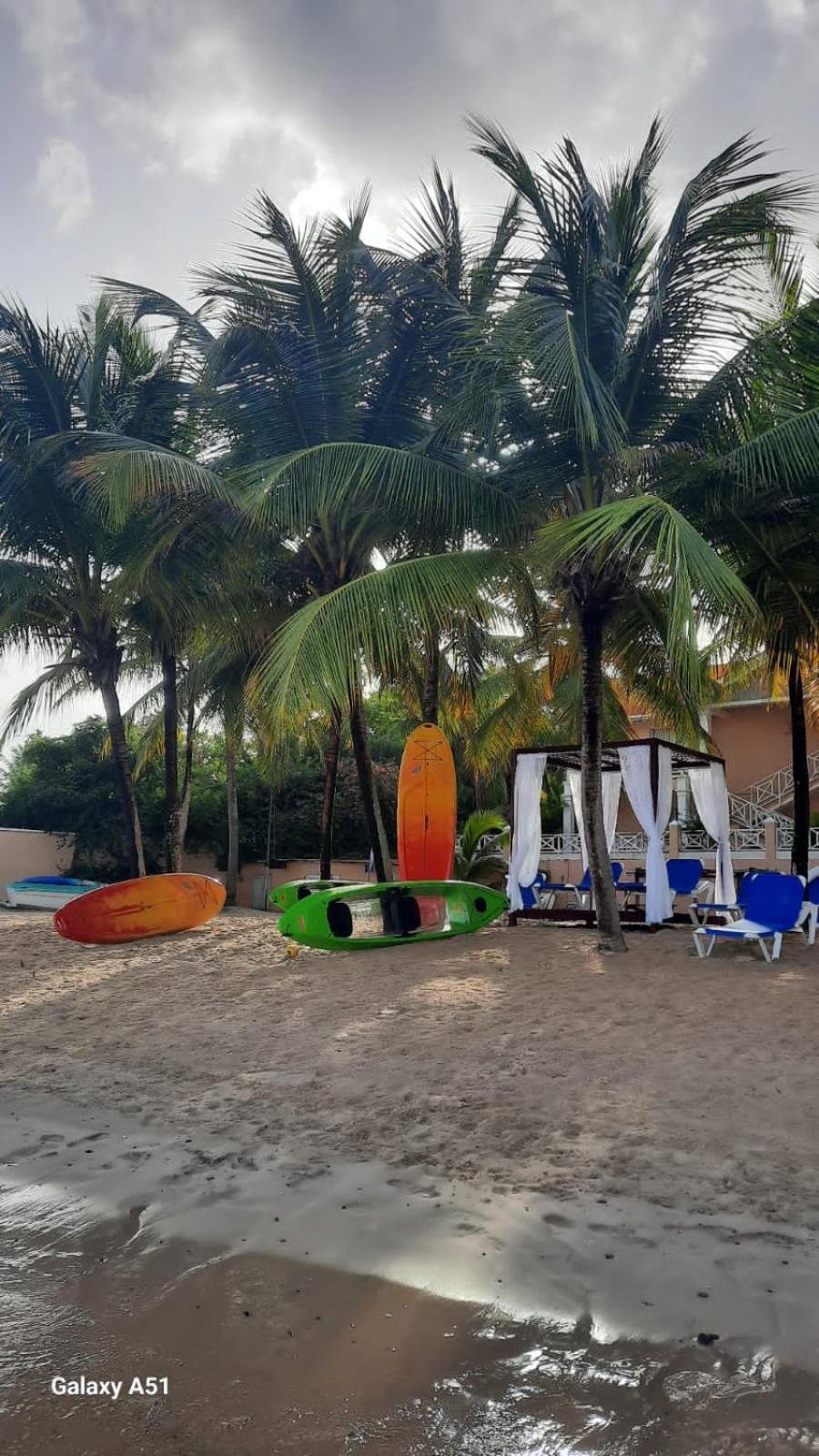 Coco Reef Resort & Spa Crown Point Esterno foto