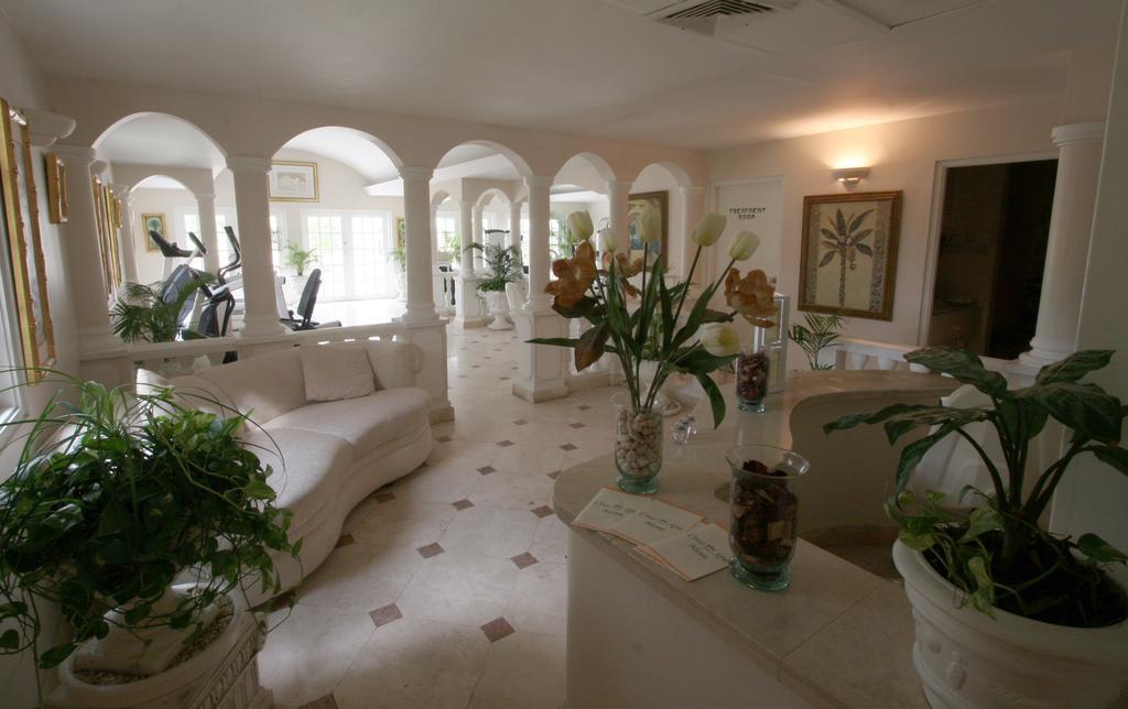 Coco Reef Resort & Spa Crown Point Esterno foto